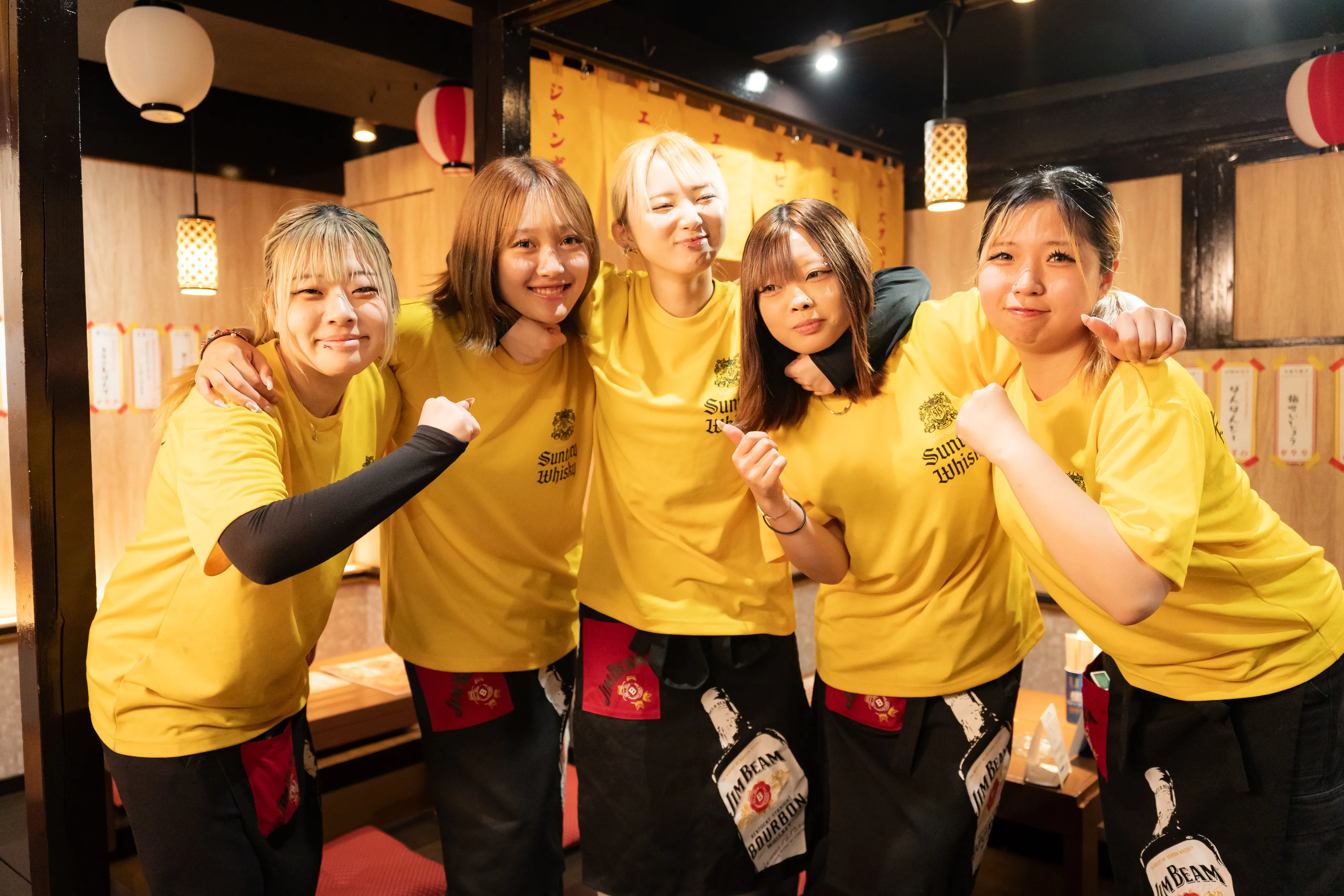 スタッフ一同の集合写真